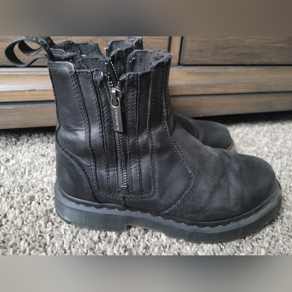 Doc Marten 2796 Alyson Zip Winter Wear Size 7